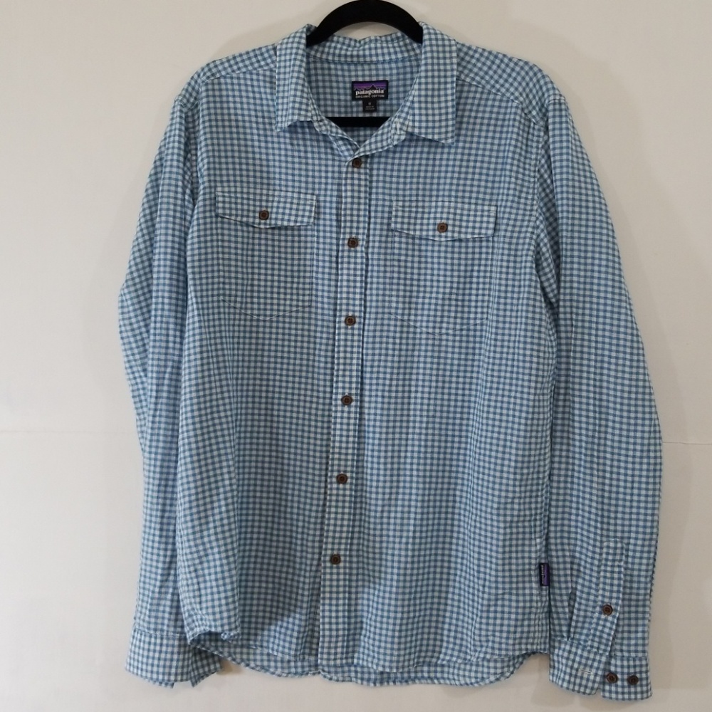 Patagonia gingham button up Long sleeve medium